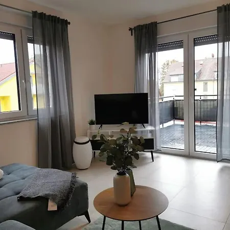 Loot: Moderne / Zentral Apartment *